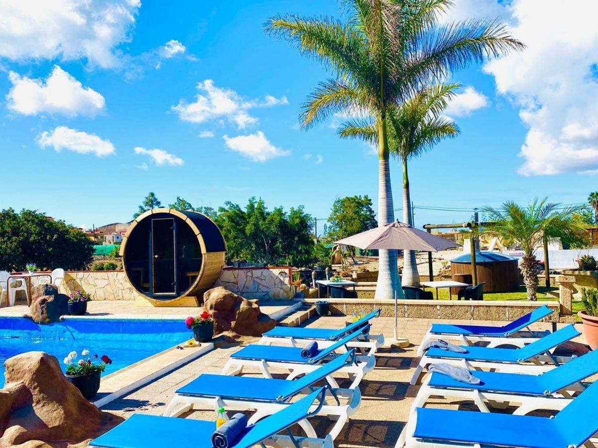 Lykke Suite Spa Sauna Piscina Y Jardin Buzanada Kültér fotó