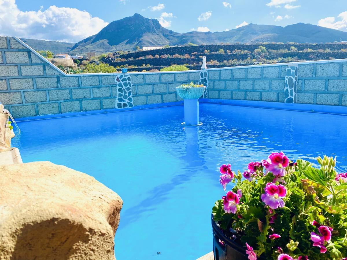 Lykke Suite Spa Sauna Piscina Y Jardin Buzanada Kültér fotó