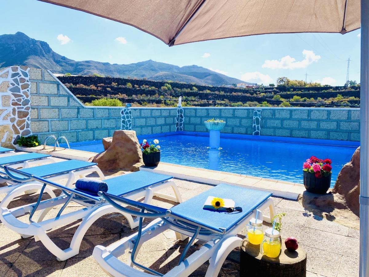Lykke Suite Spa Sauna Piscina Y Jardin Buzanada Kültér fotó
